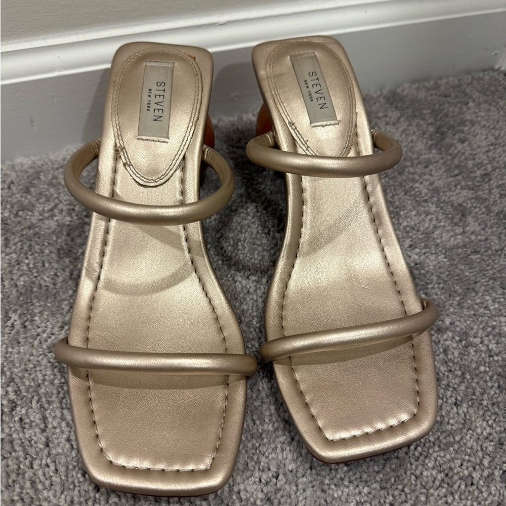 Steven by Steve Madden Women's Tinsley Round Heel Metallic Sandals